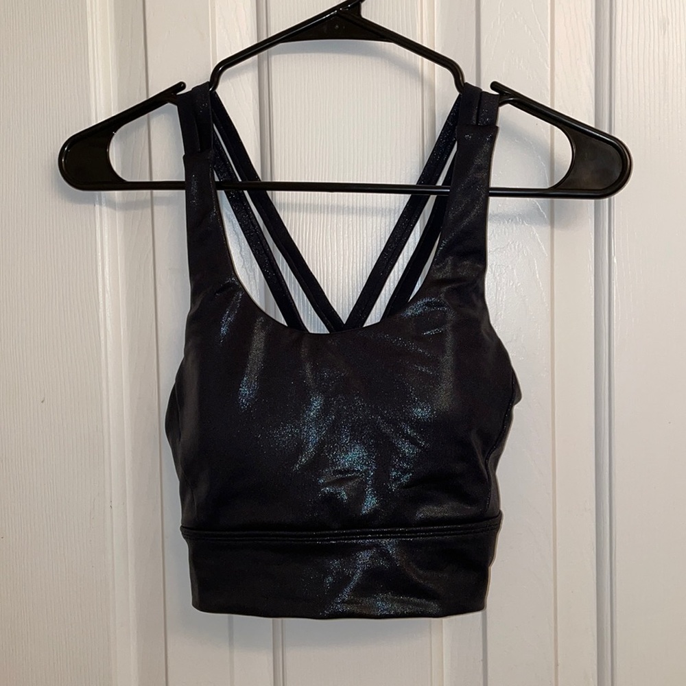 Black sports bra